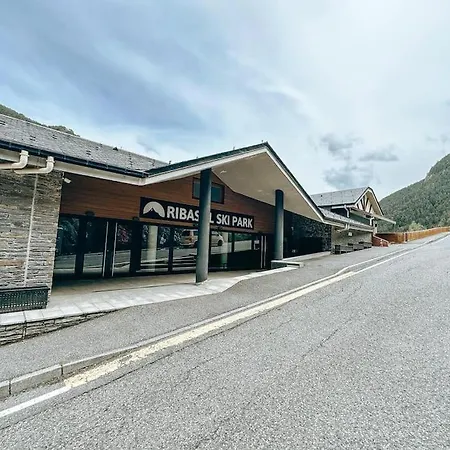 ¡precioso Moderno En Arinsal! 4pax Parking Ro Apartment *