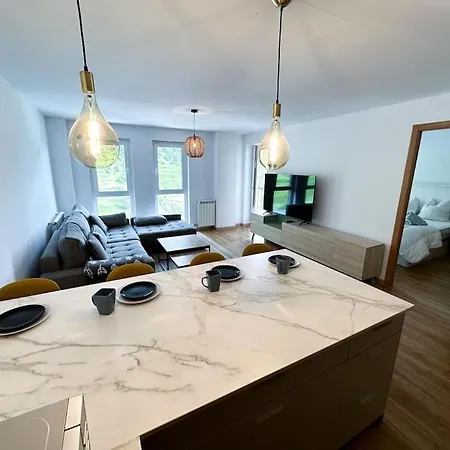 ¡precioso Moderno En Arinsal! 4pax Parking Ro Apartment