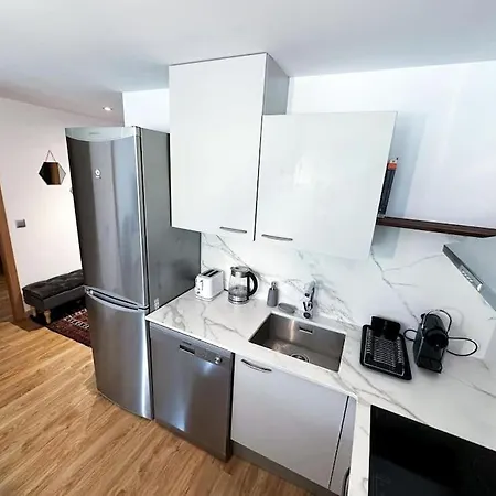 ¡precioso Moderno En Arinsal! 4pax Parking Ro Apartment